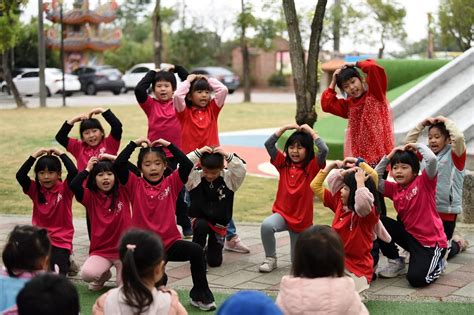 五正四樂|教部推「5正4樂」促心理健康 師生心情不再下雨 